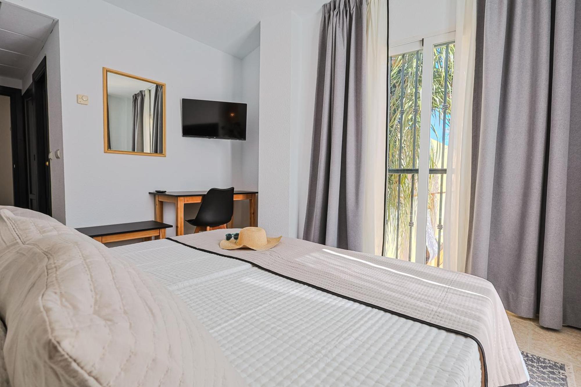 Hotel Carmen Almuñécar by Bossh Hotels Extérieur photo